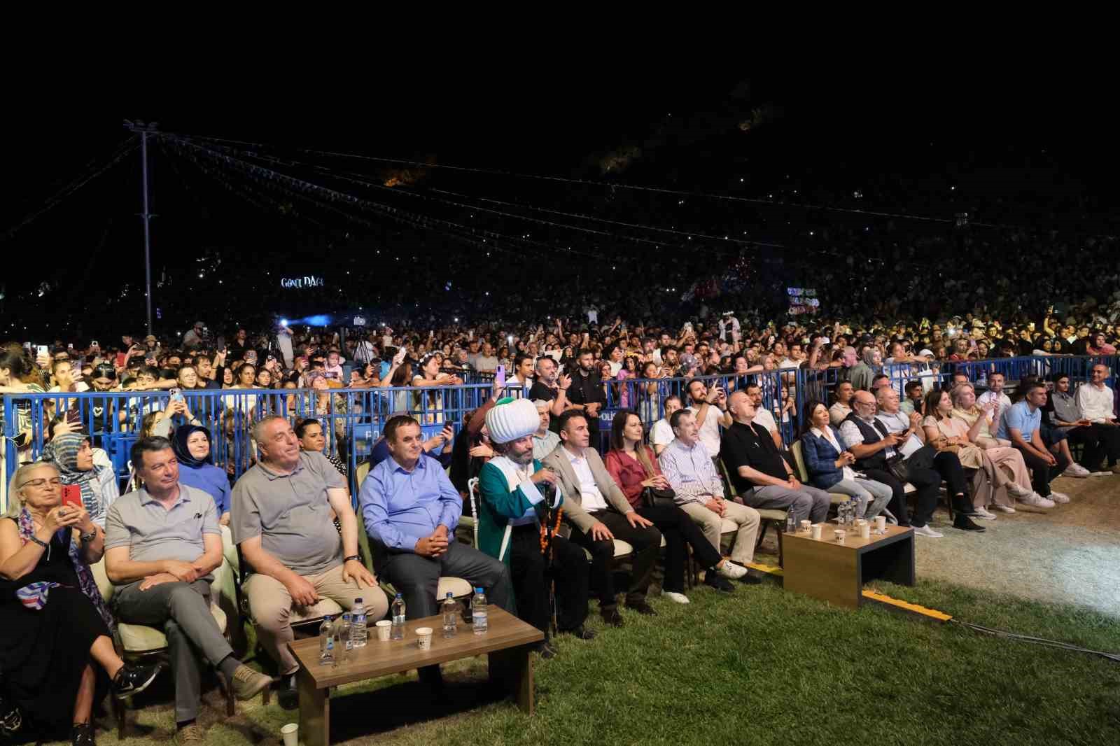 9.Uluslararası Nasreddin Hoca Kültür ve Sanat Festivali konserlerle sona erdi
