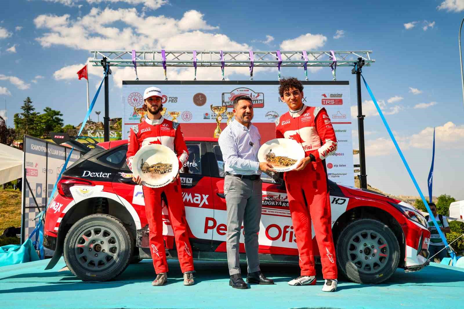 Team Petrol Ofisi pilotu Kerem Kazaz Kapadokya Rallisi’ni kazandı
