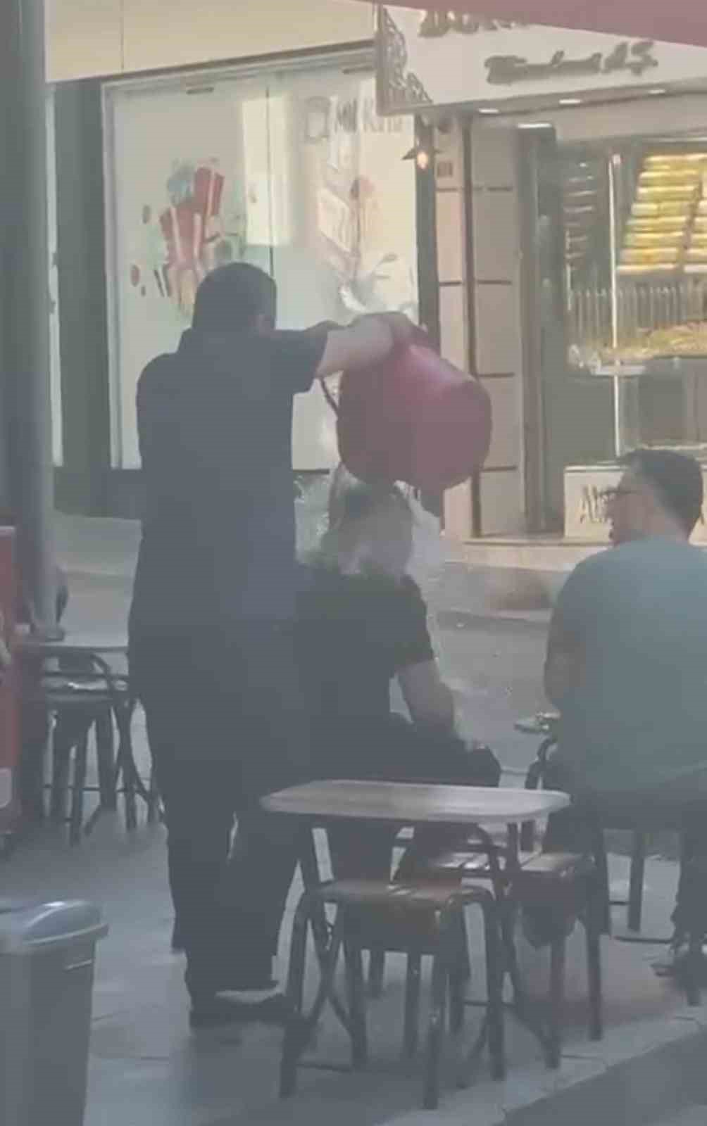 Sıcak havalarda serinleten şaka