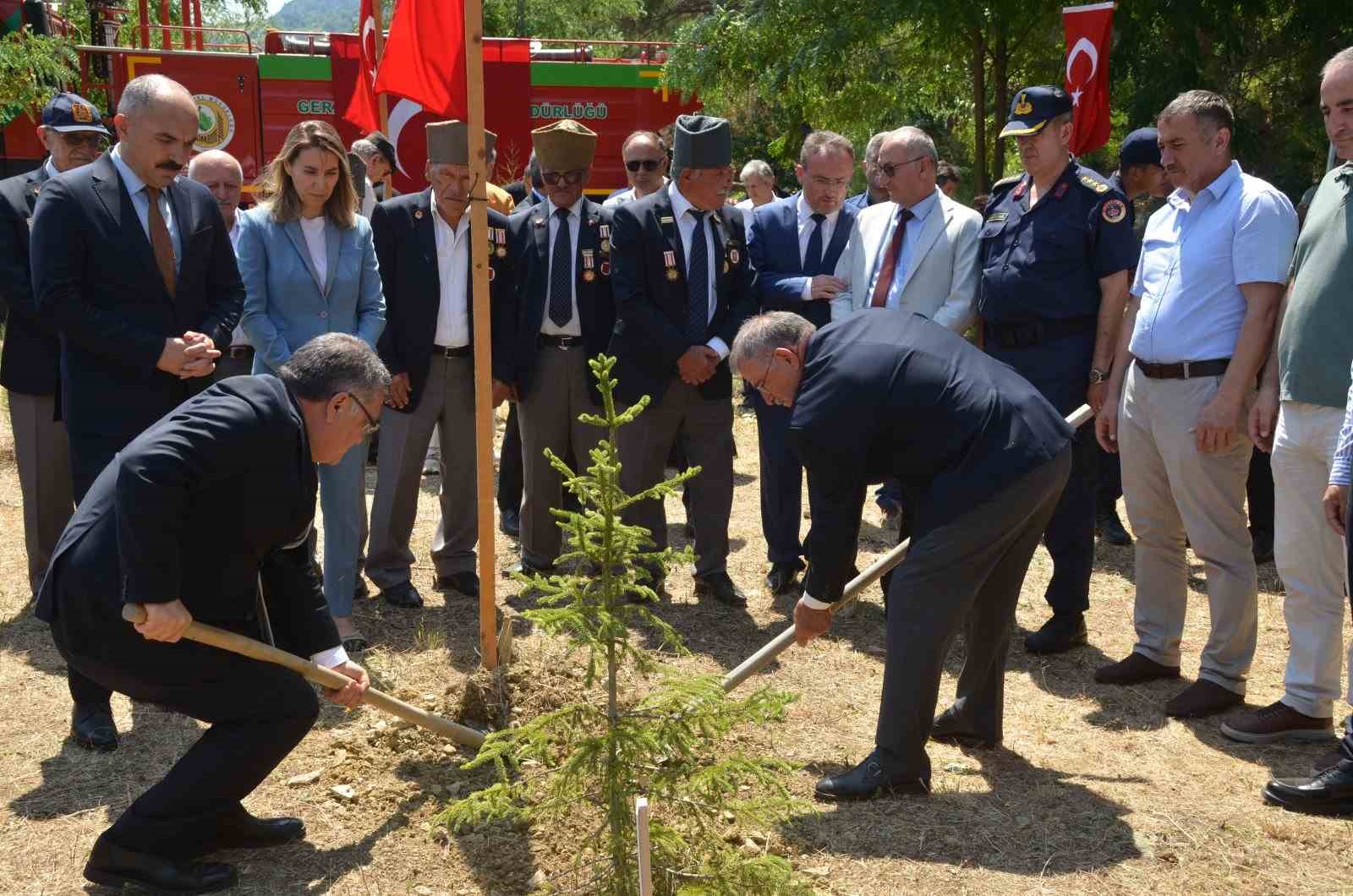 Sinop&rsquo;ta Şehit &Ouml;mer Can A&ccedil;ıkg&ouml;z&rsquo;&uuml;n adı hatıra ormanında yaşatılıyor
