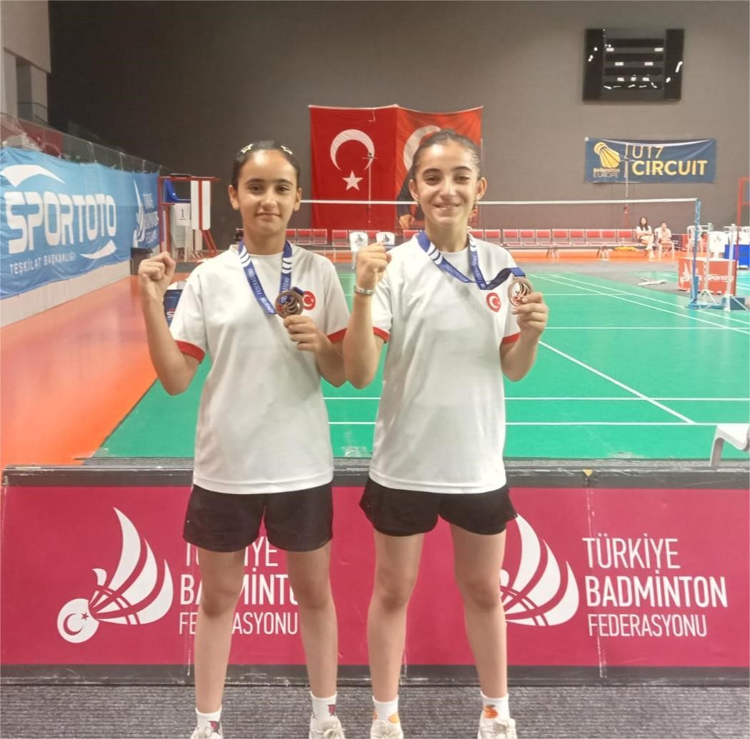 Elazığ badmintonda yeniden sahnede