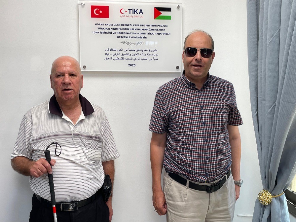 TİKA, Kud&uuml;s&rsquo;te g&ouml;rme engellilerin yanında
