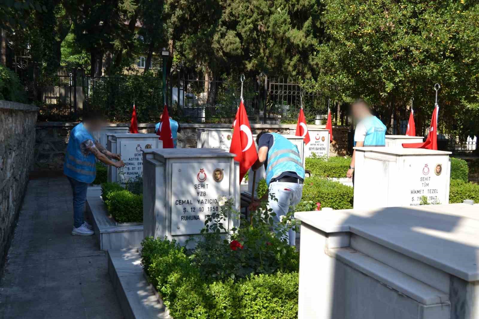 Bursa Denetimli Serbestlik M&uuml;d&uuml;rl&uuml;ğ&uuml;&rsquo;nden şehitler ve gazilere vefa ziyareti
