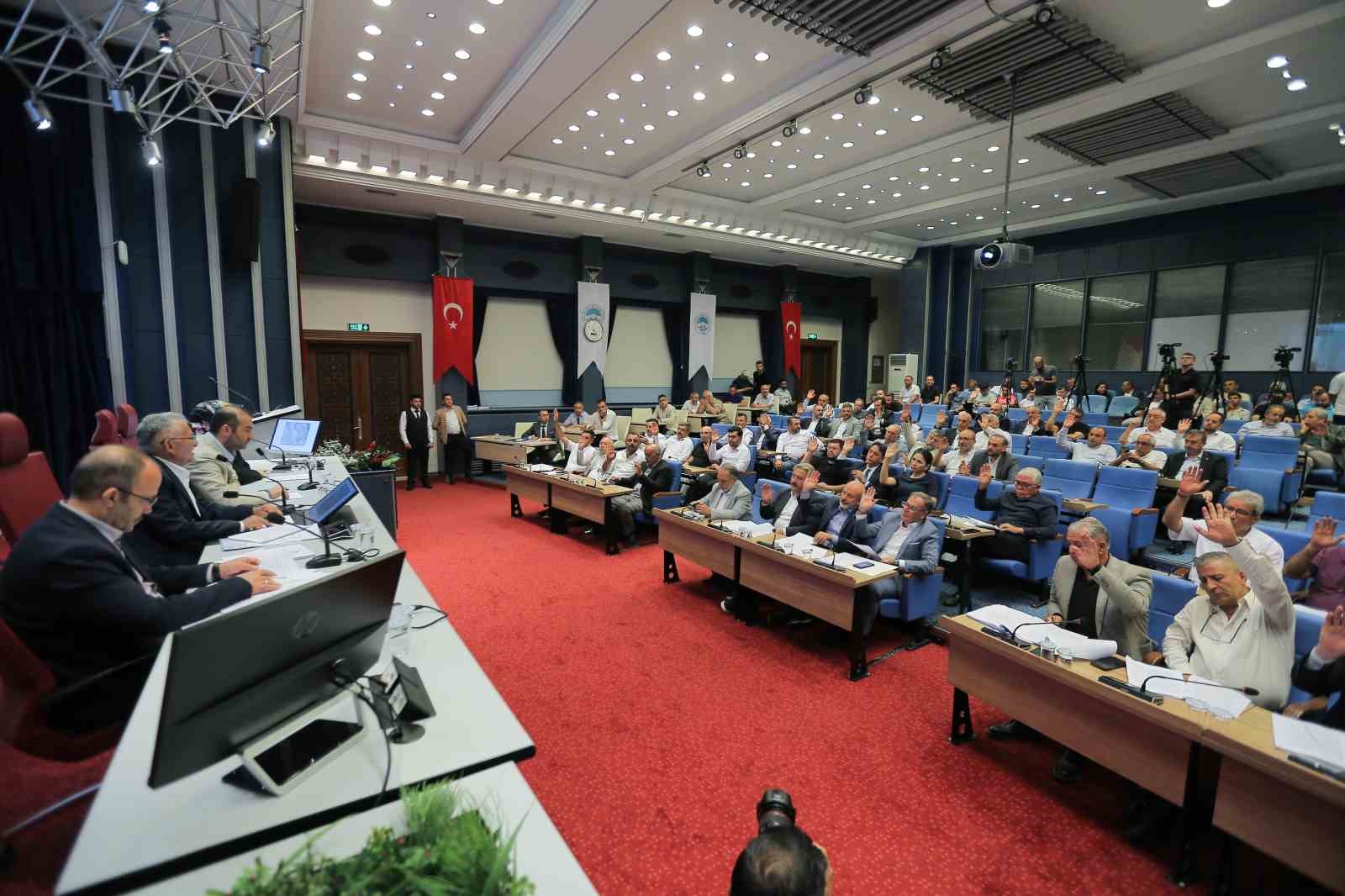 Büyükşehir Meclisi’nden 91 maddeyle Kayseri’ye hizmet ve eser yağmuru