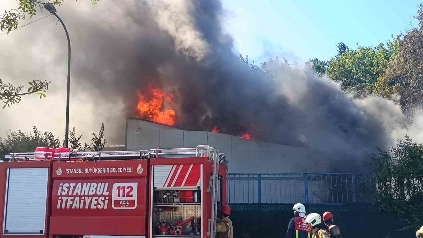 Pendik&rsquo;te atık su arıtma tesisinde &ccedil;ıkan yangın s&ouml;nd&uuml;r&uuml;ld&uuml;
