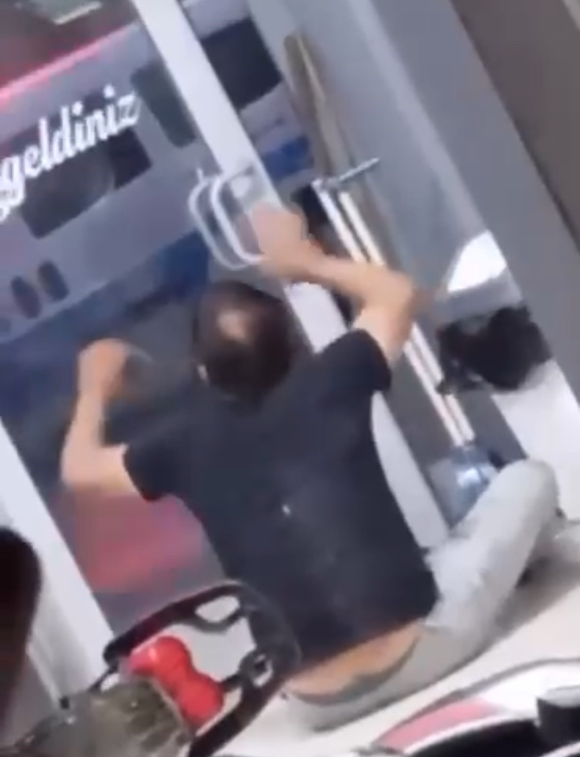 Yaralı şekilde polise 6 saat direnmişti: Hastanede tedavisi biten ş&uuml;pheli tutuklandı
