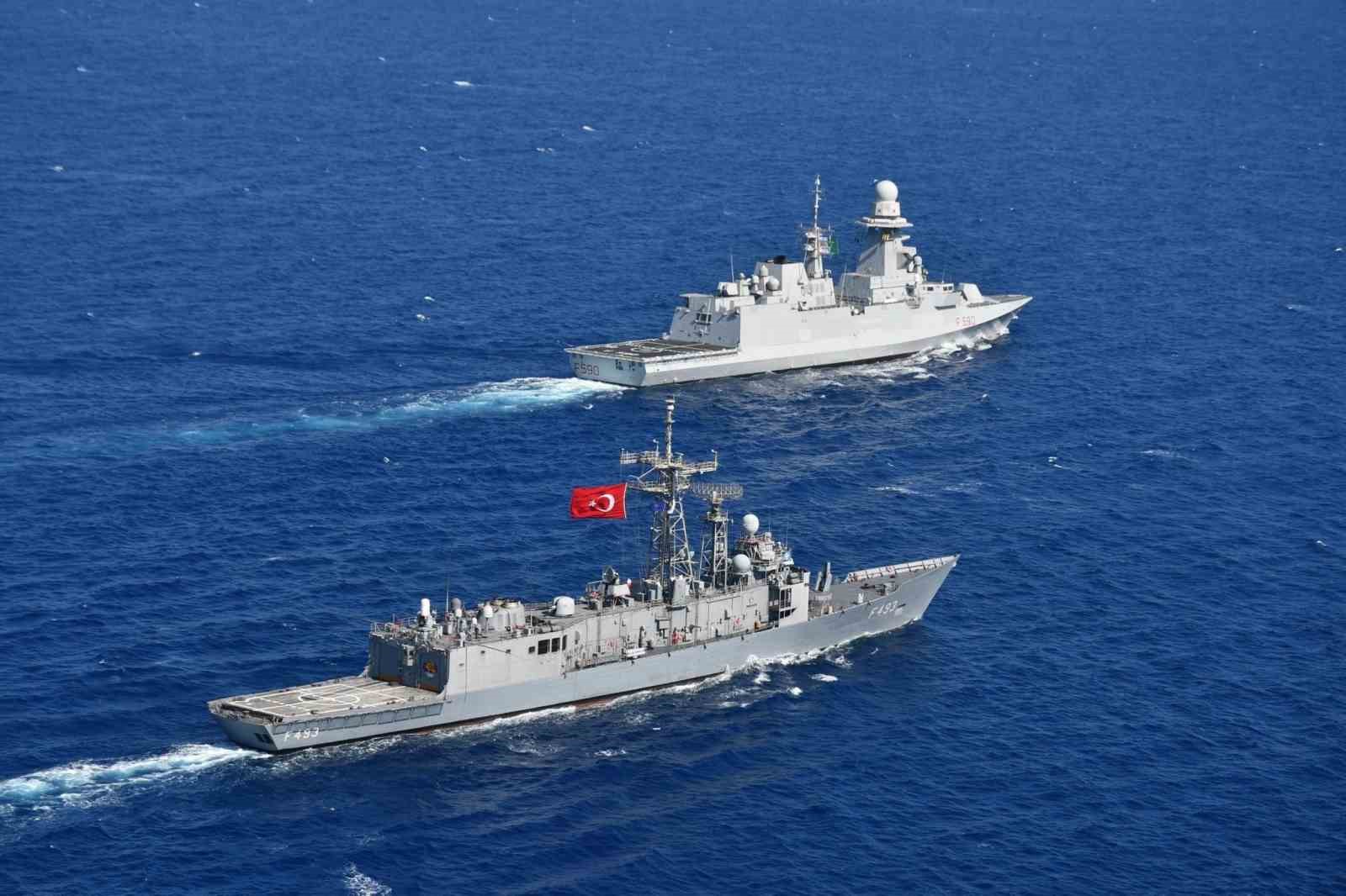 Mavi Vatan’ın yüzen kalesi TCG Gelibolu Fırkateyni İtalya Deniz Kuvvetleri unsuru İTS Bergamini ile eğitimler icra etti