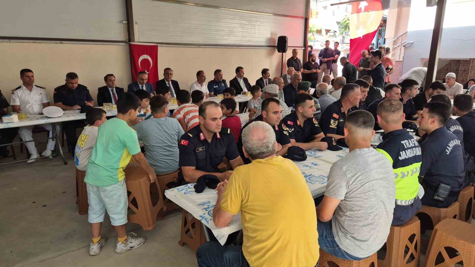 Şehit bek&ccedil;i i&ccedil;in mevlit programı d&uuml;zenlendi
