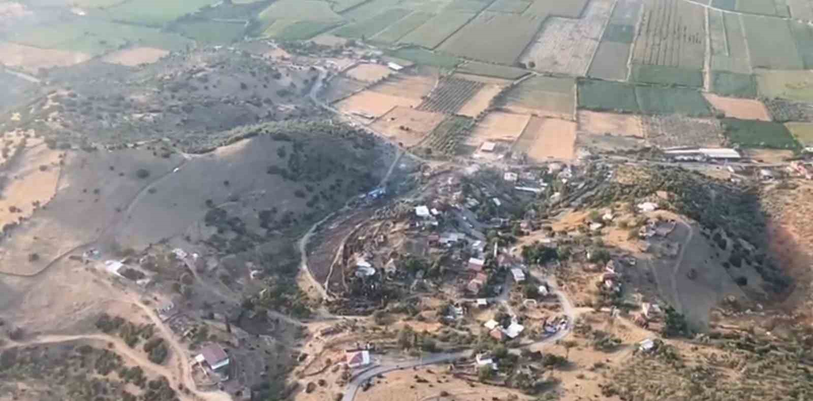 Yerleşim yerine yakın mesafede &ccedil;ıkan yangın b&uuml;y&uuml;meden s&ouml;nd&uuml;r&uuml;ld&uuml;
