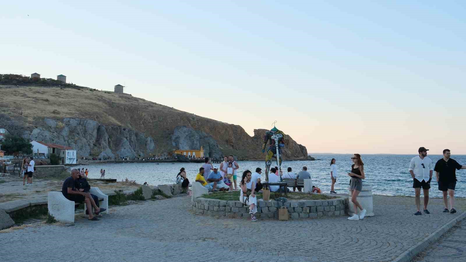 Bozcaada yüzde 100 doluluk oranına ulaştı
