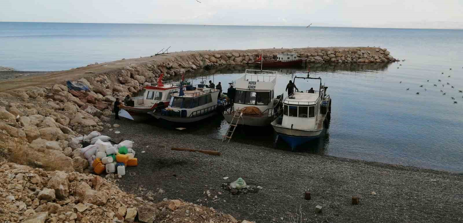 Vanlı balıkçılar yarın ’Vira Bismillah’ diyecek