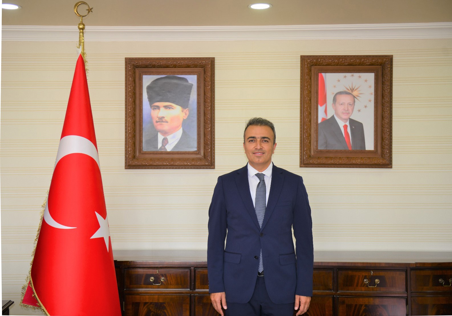 Vali Çiçek’ten 15 Temmuz şehitlerini anma, demokrasi ve milli birlik günü mesajı