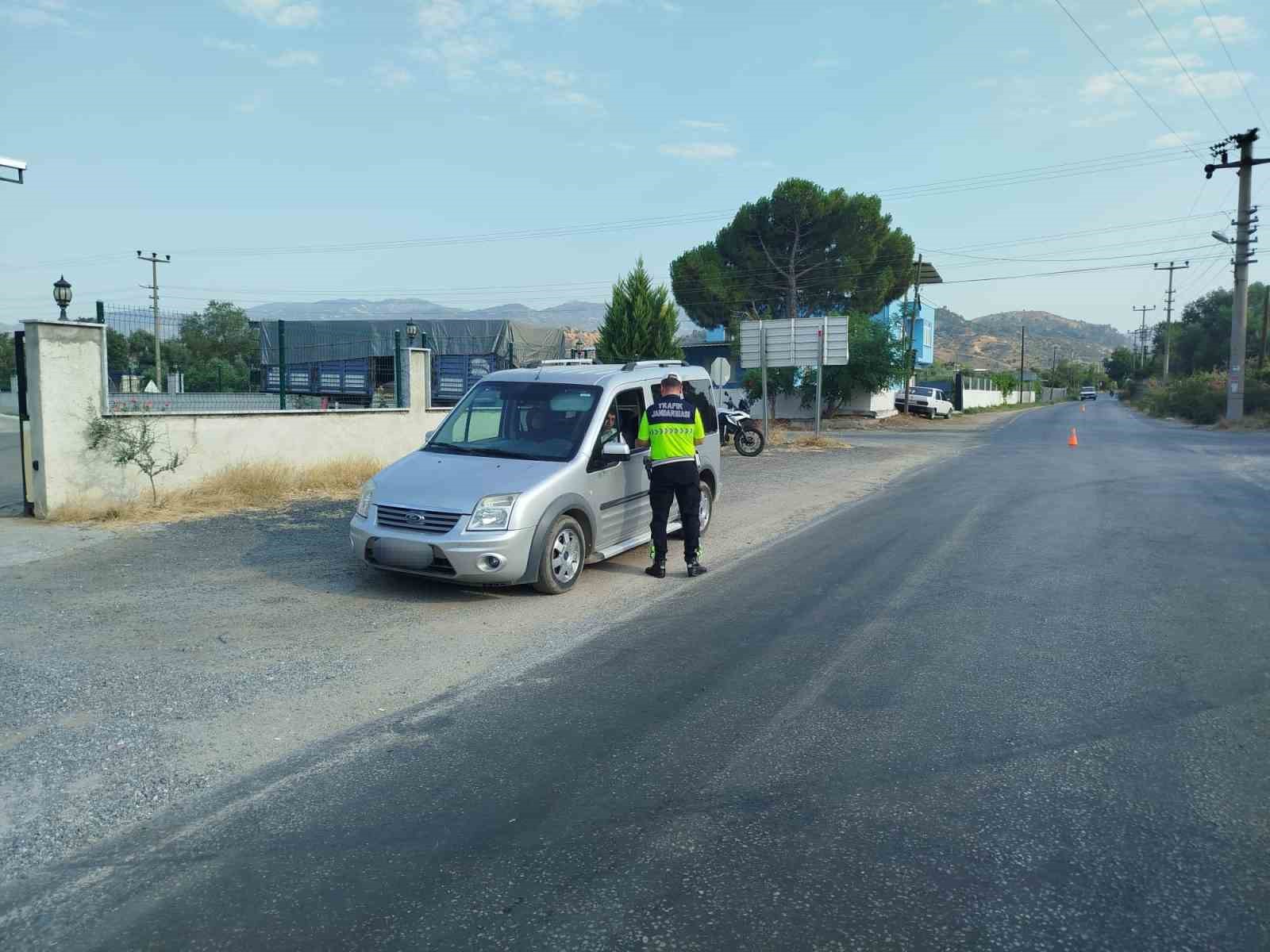 K&ouml;şk&rsquo;te kurallara uymayan 6 s&uuml;r&uuml;c&uuml;ye para cezası
