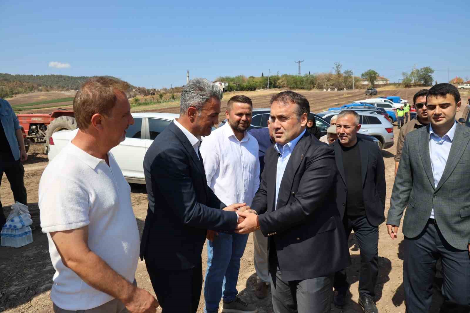 Kaşık&ccedil;ı mahallesine yangın sonrası destekler ulaştırıldı
