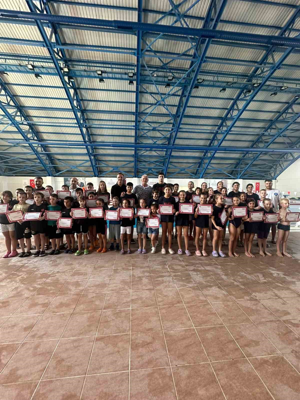 15 Temmuz anısına yüzme müsabakaları tamamlandı