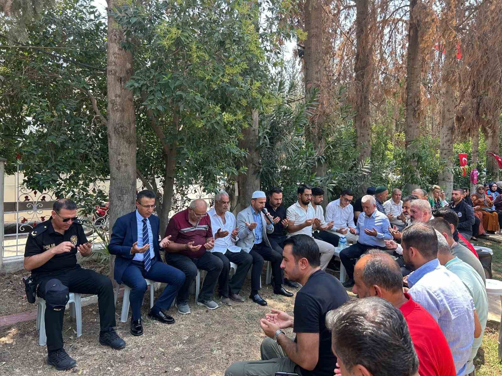 Şehit &ouml;zel harekat polisi, 5. yılında dualarla anıldı
