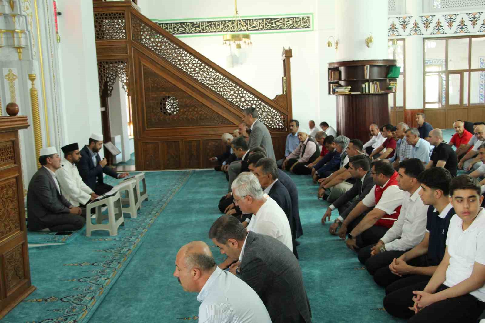 Şırnak&rsquo;ta darbenin 9. yılı &ccedil;eşitli etkinlikler anıldı
