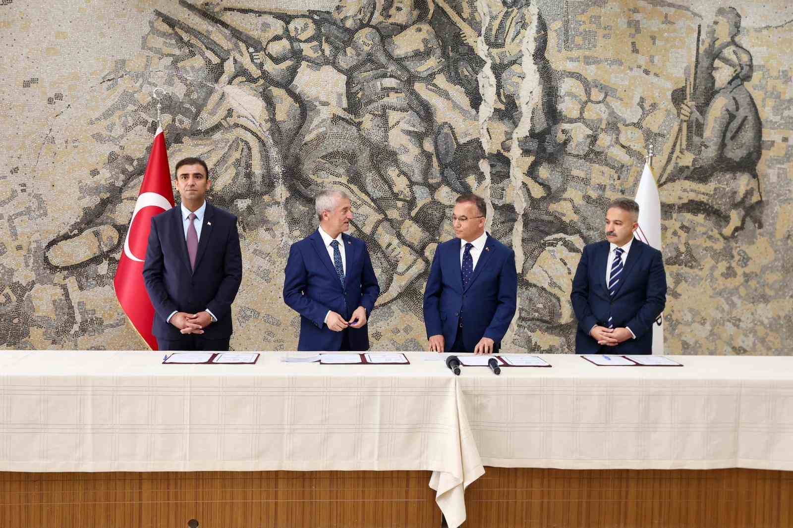 Şahinbey Belediyesi’nin öğrencilere verdiği destek 1 milyar TL’yi aştı