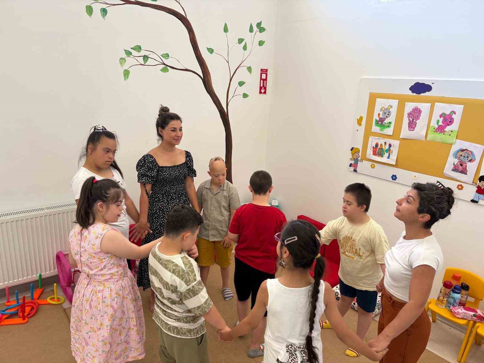 Odunpazarı Belediyesi&rsquo;nden engelli bireylere drama at&ouml;lyesi
