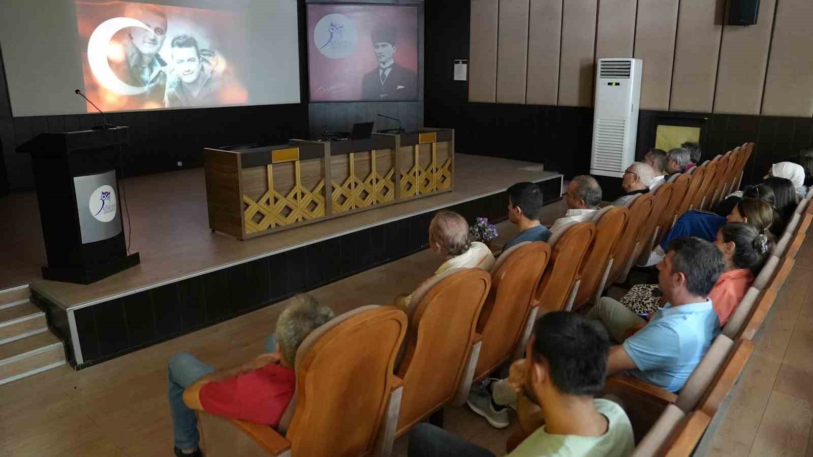 KB&Uuml;&rsquo;de  "Zaferin Adı T&uuml;rkiye" temasıyla 15 Temmuz anma programları d&uuml;zenlendi
