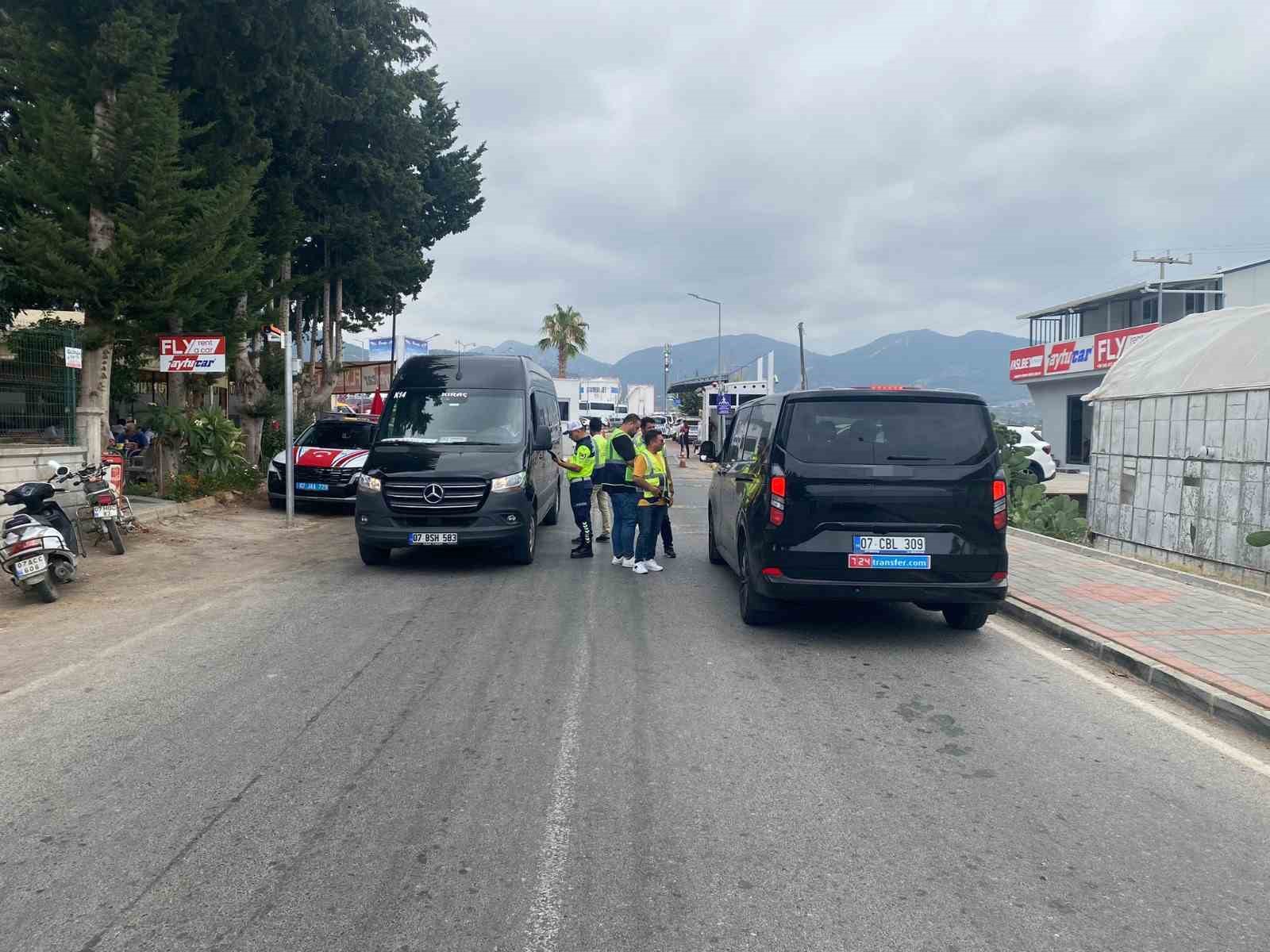 Korsan taşımacılık denetiminde 20 araca ceza yazıldı