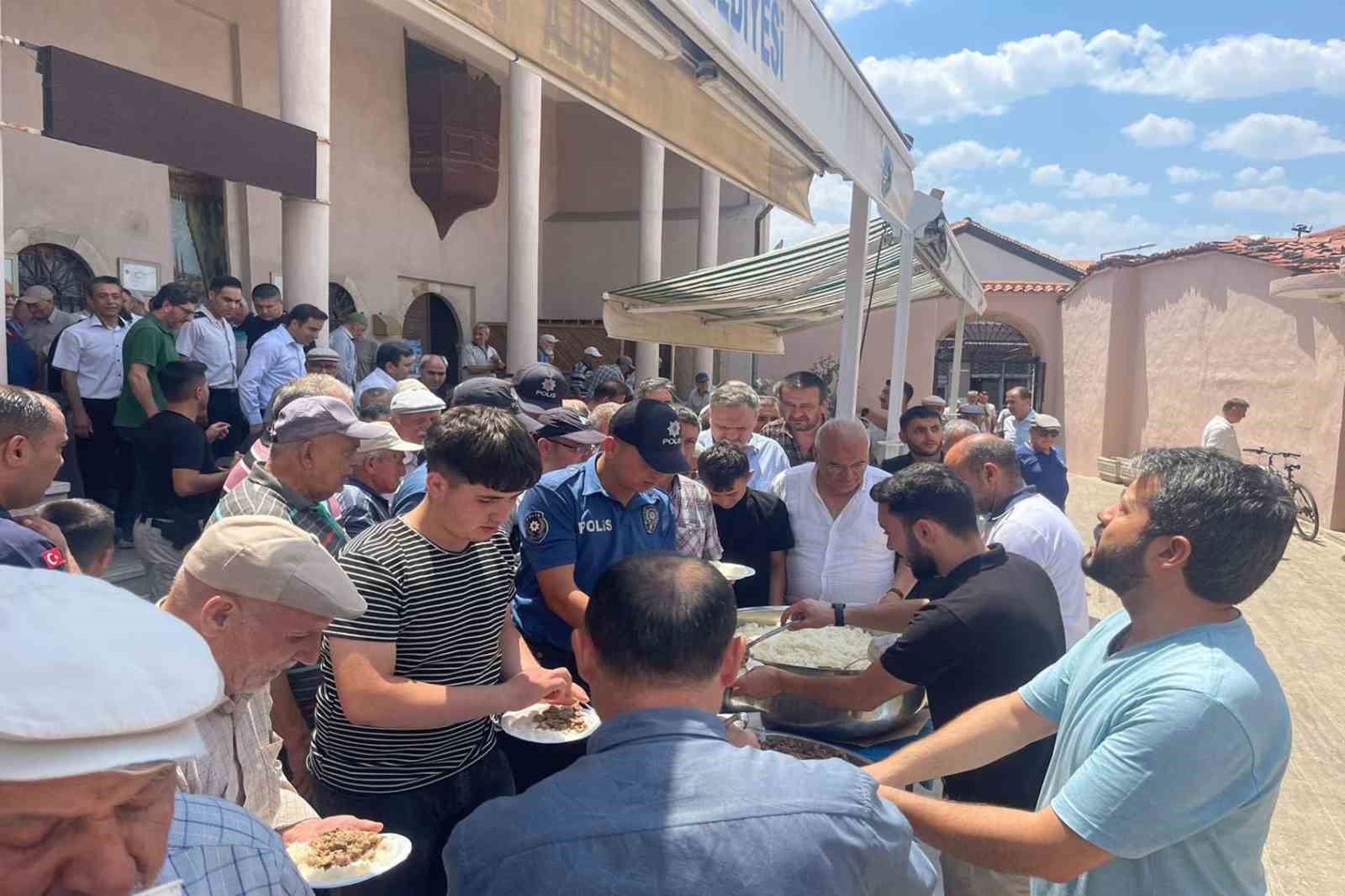 Kula&rsquo;da 15 Temmuz Şehitleri dualarla anıldı
