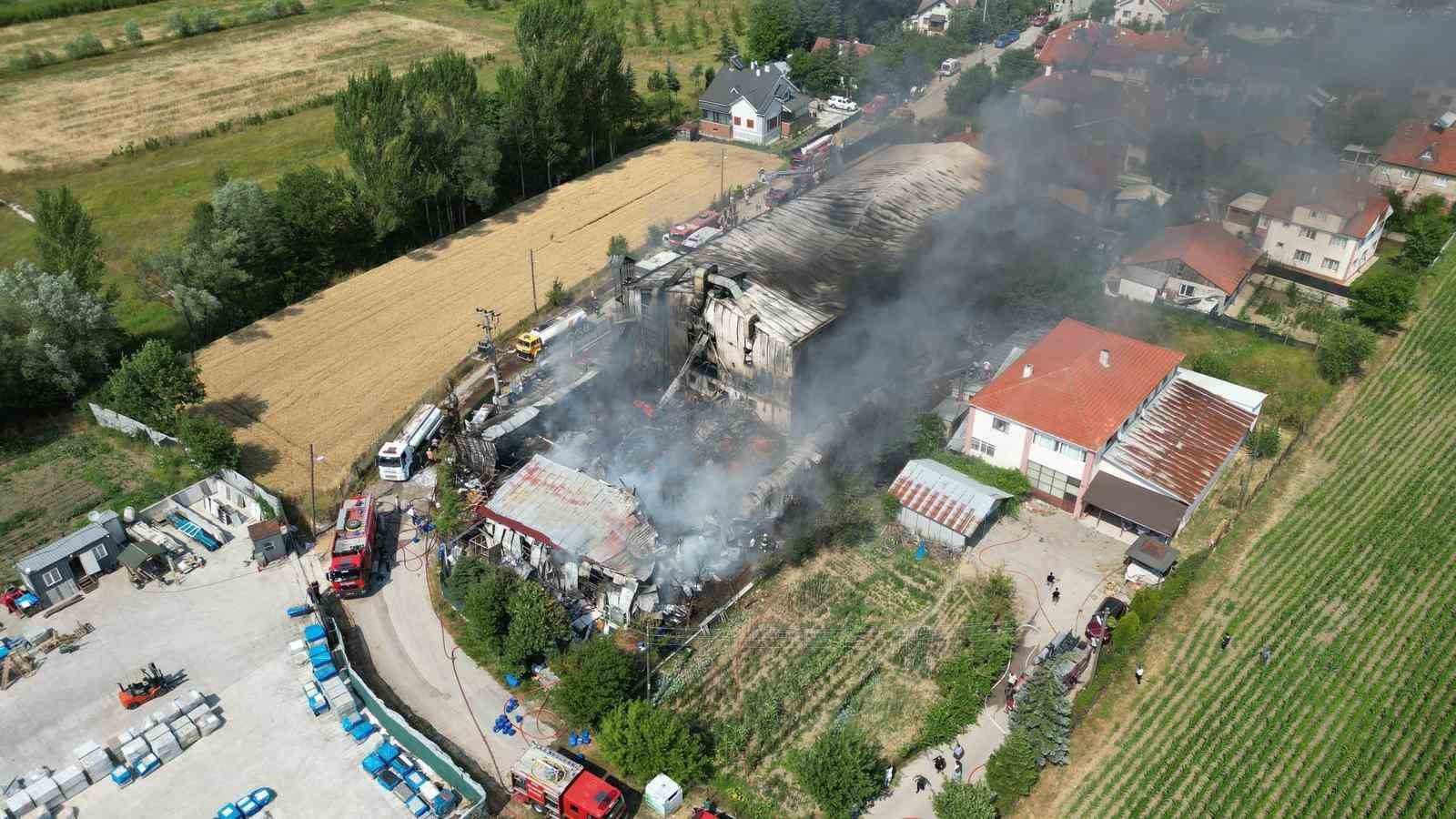 Bolu’daki fabrika yangını kontrol altına alındı