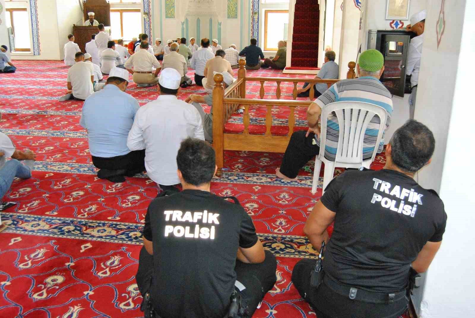 Fethiye&rsquo;de 15 Temmuz Şehitleri İ&ccedil;in mevlid programı d&uuml;zenlendi
