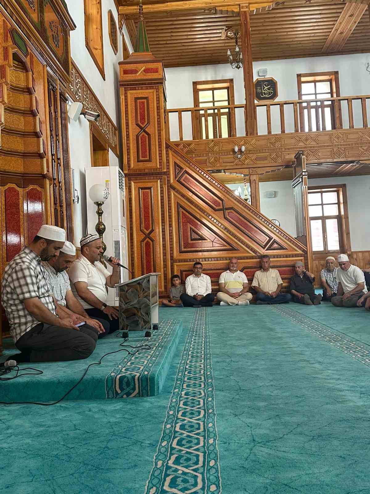 Alaplı&rsquo;da 15 Temmuz şehitleri i&ccedil;in anma programı d&uuml;zenlendi
