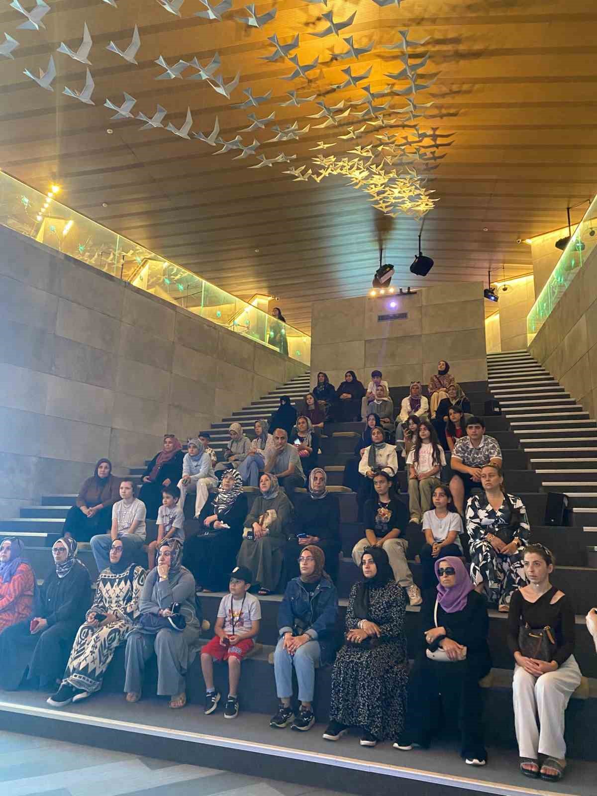 Esenyurt Belediyesi, vatandaşları 15 Temmuz Hafıza M&uuml;zesi&rsquo;ne g&ouml;t&uuml;rd&uuml;
