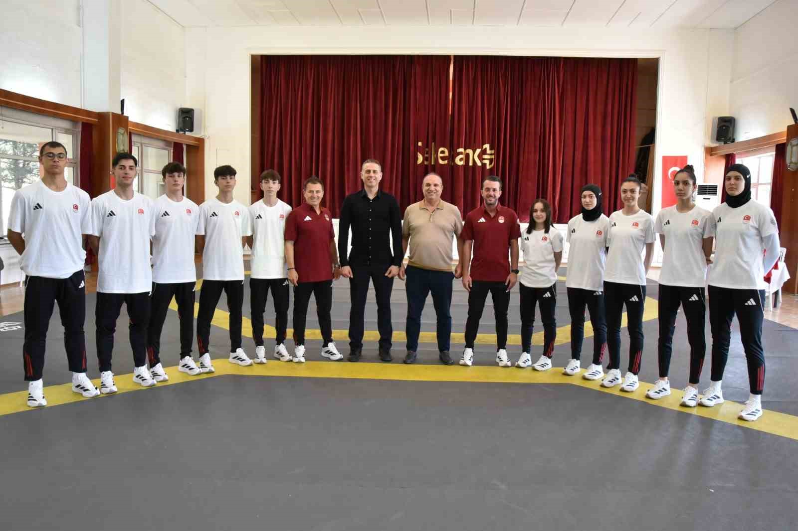 Bahri Tanrıkulu: "T&uuml;m madalyalara talibiz. Başarmak i&ccedil;in &ccedil;ok &ccedil;alışmalıyız"
