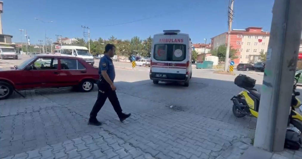 Tavşanlı’da motosiklet ile otomobil çarpıştı: 1 yaralı