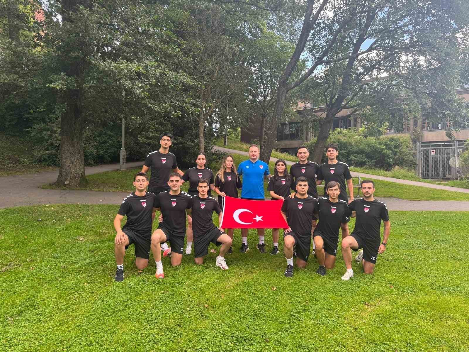 Genç hakemler, Gothia Cup 2025’te Türkiye’yi temsil ediyor