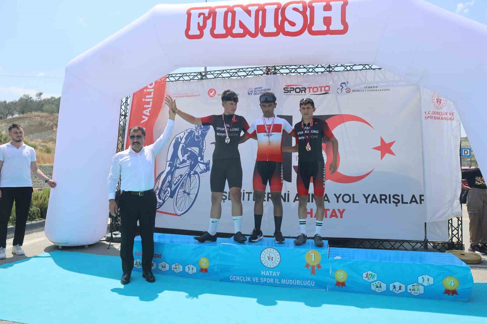 Hatay’da bisikletçiler 15 Temmuz anısına pedal çevirdi