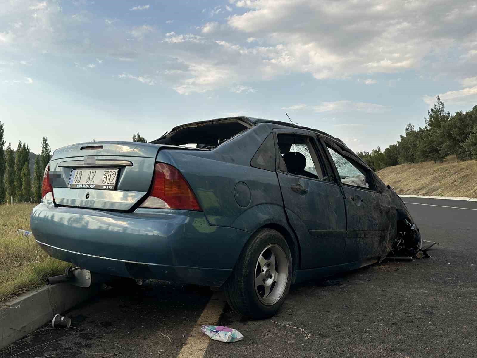 Uşak’ta otomobil takla attı: 5 yaralı