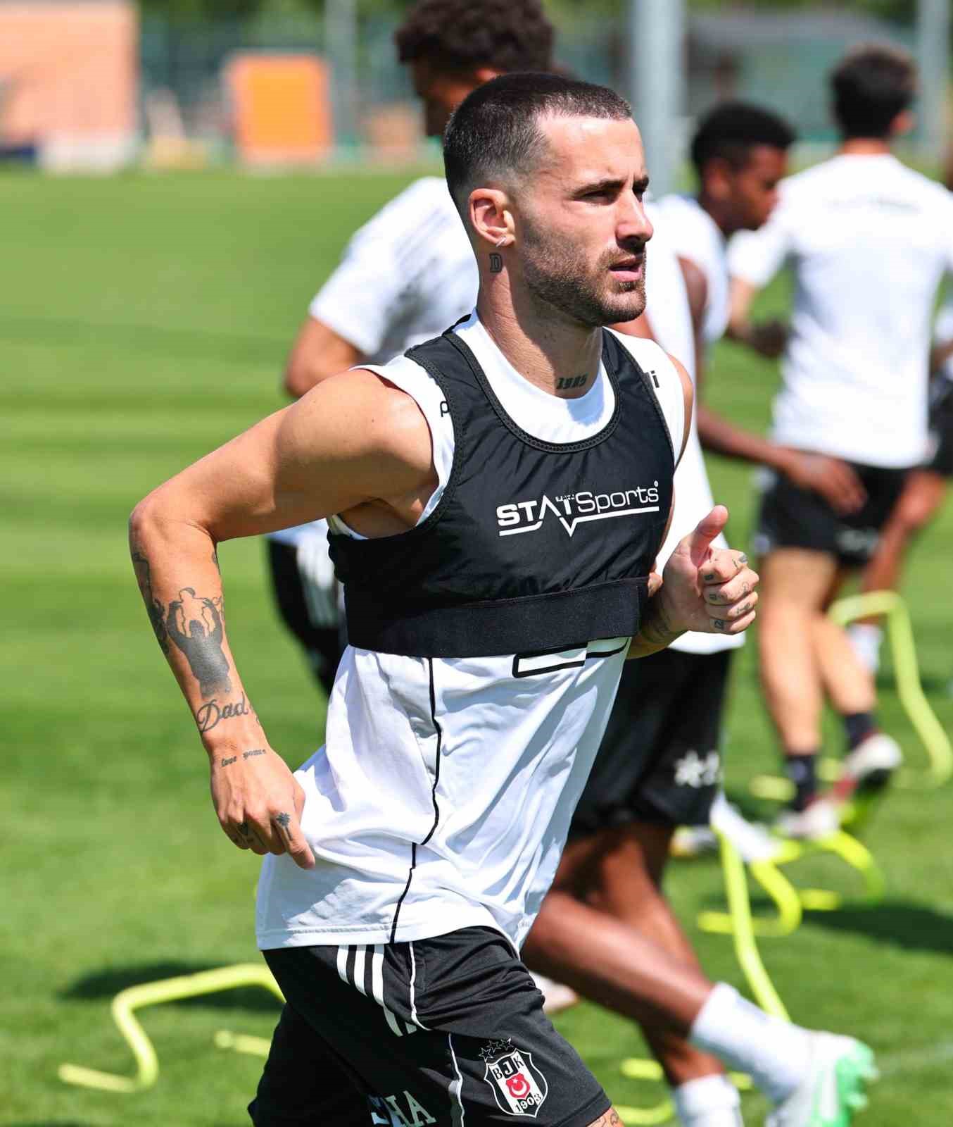 Beşiktaş, günü iki antrenmanla tamamladı
