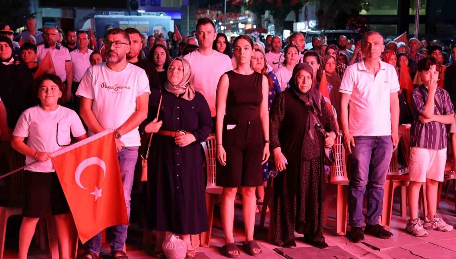 Aksaray’da 15 Temmuz hain darbe girişiminin yıldönümünde şehitler anıldı