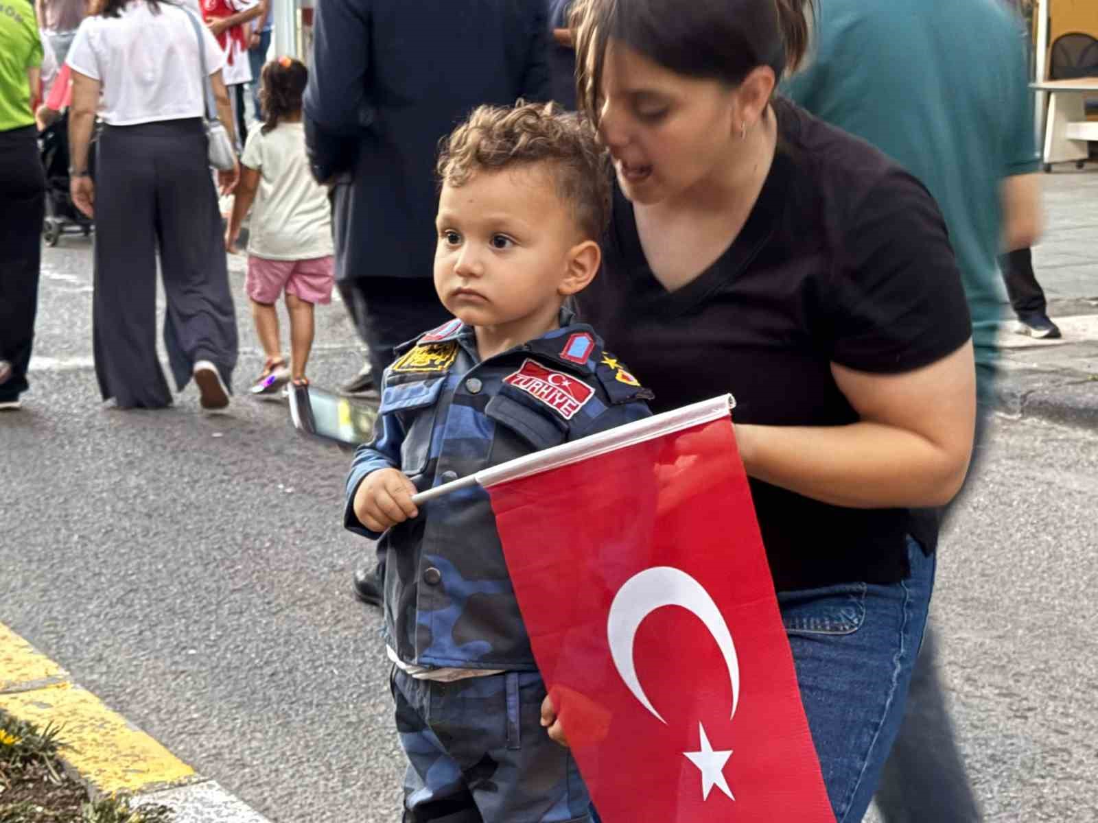 Zonguldak’ta 15 Temmuz’un yıldönümünde demokrasi nöbeti tutuldu