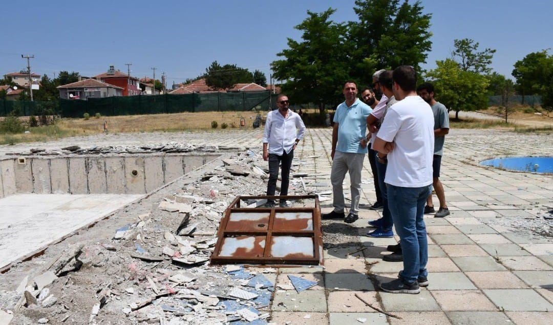 Beylikova&rsquo;da atıl kalan Aquapark yeniden hayat buluyor
