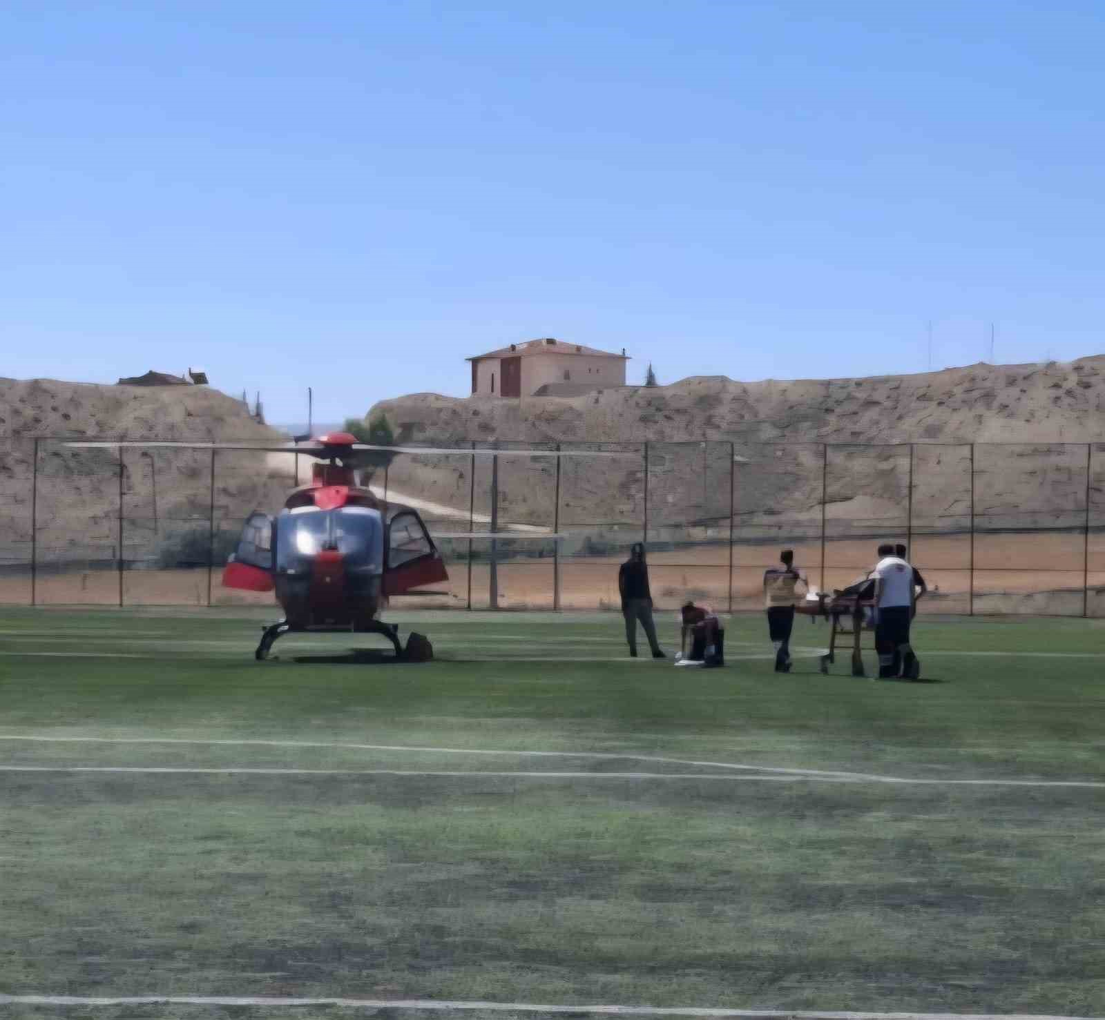 Kalp krizi geçiren hasta hava ambulansı ile Malatya’ya sevk edildi