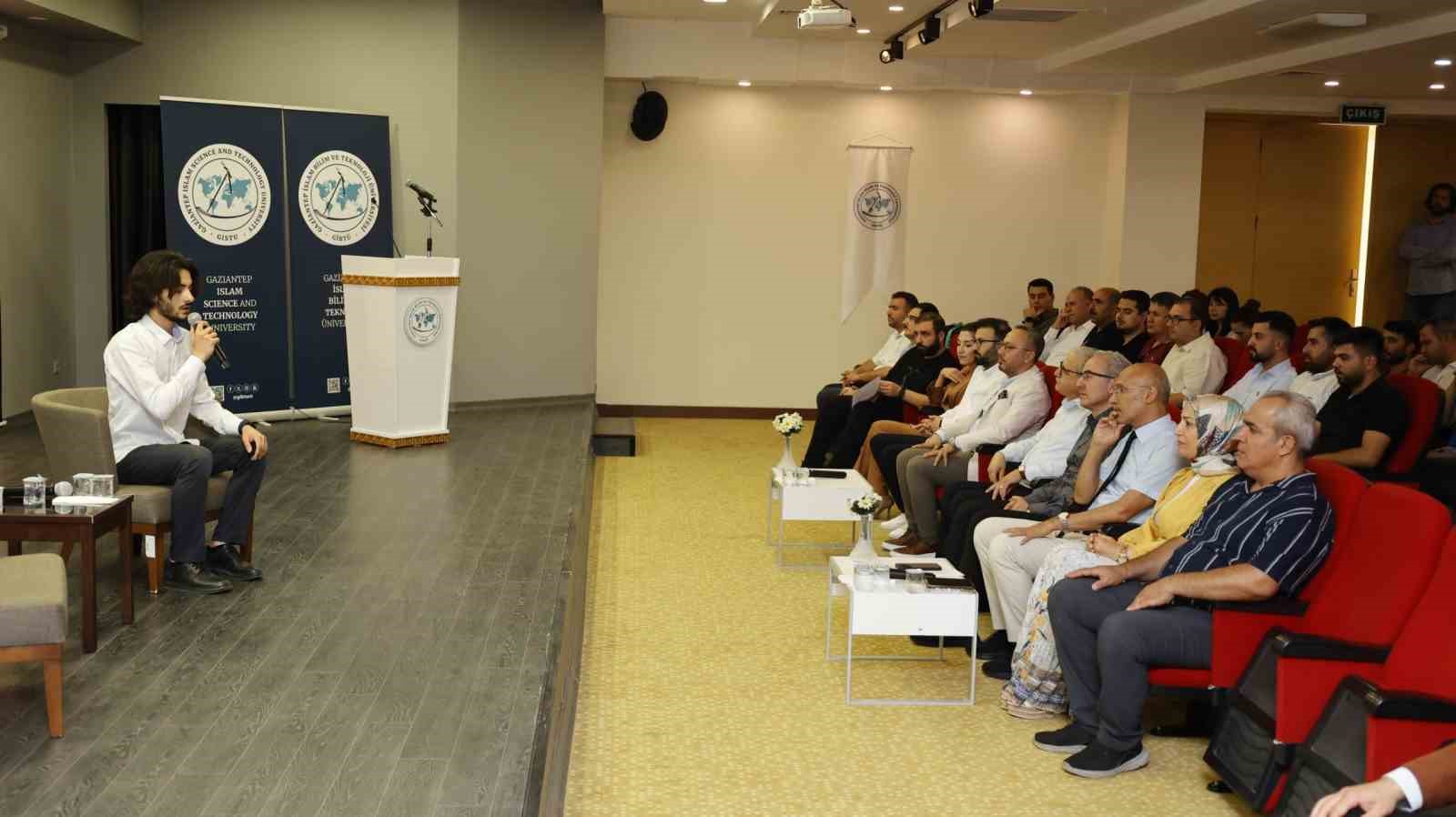 GİBT&Uuml;&rsquo;de 15 Temmuz darbe girişimi farklı boyutlarıyla ele alındı
