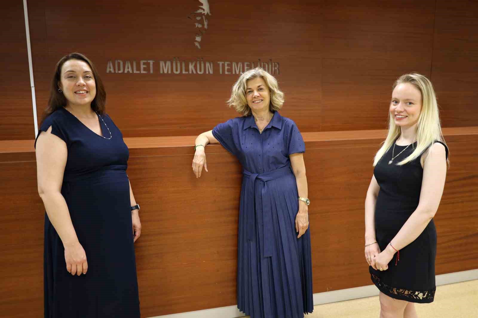 İzmir Ekonomi’nin hukukçu akademisyenlerinden örnek çalışma