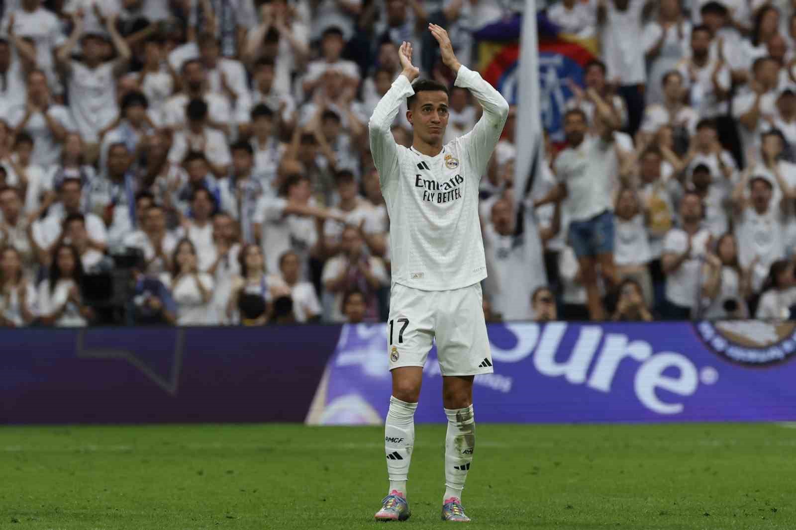 Real Madrid, Lucas Vazquez için veda töreni düzenleyecek
