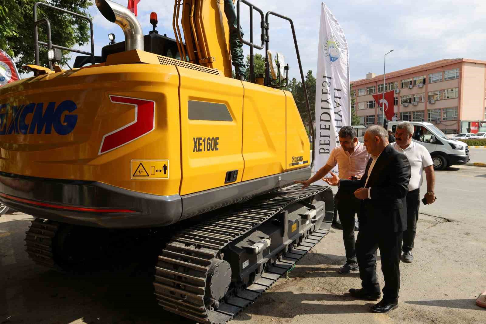 Yahyalı Belediyesi, araç filosuna yeni bir iş makinesi daha ekledi