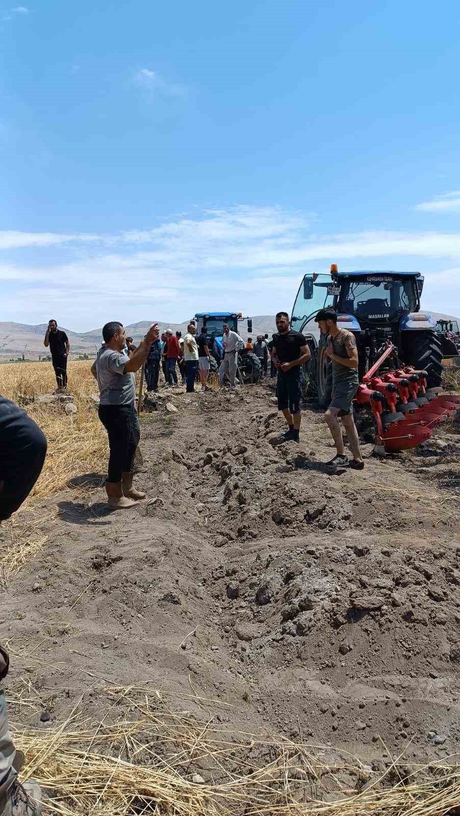 Aynı ilçede bir ekili arazi daha yandı