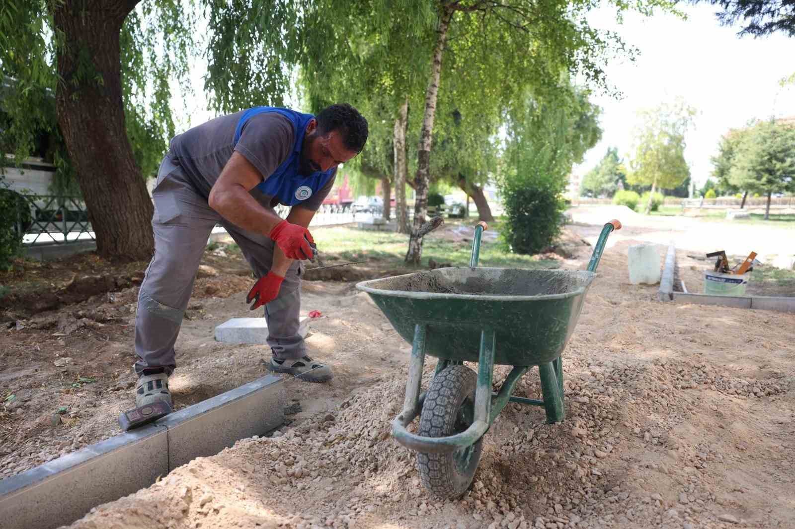 71 Evler Mahallesi’ndeki Şehit Ersin Ilıtan Parkı yenileniyor