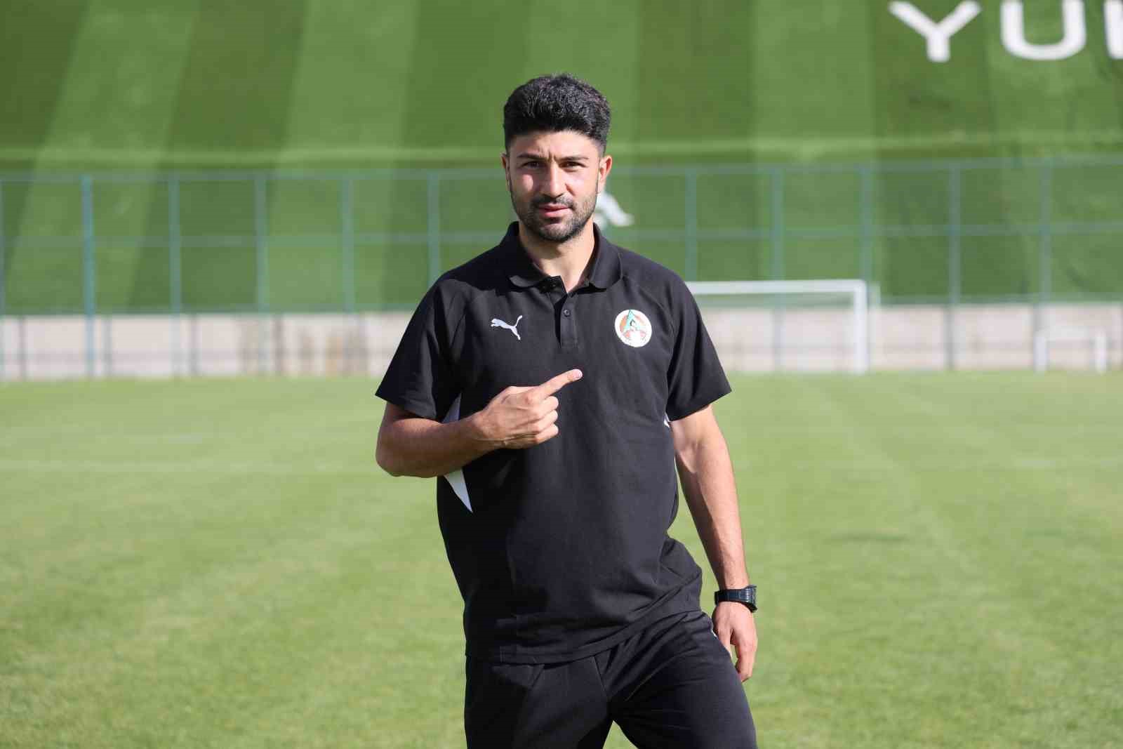Alanyaspor, G&uuml;ven Yal&ccedil;ın&rsquo;ı kadrosuna kattı
