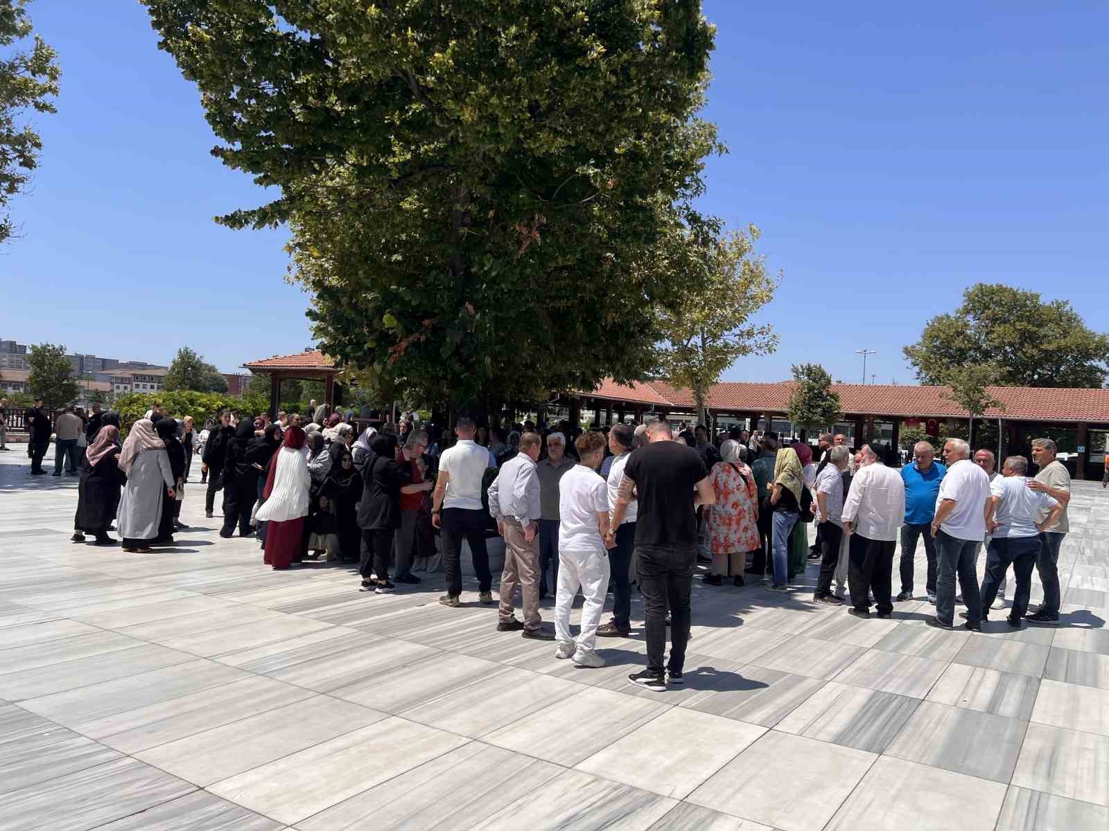 Bakan Yumaklı’nın kayınvalidesi son yolculuğuna uğurlandı