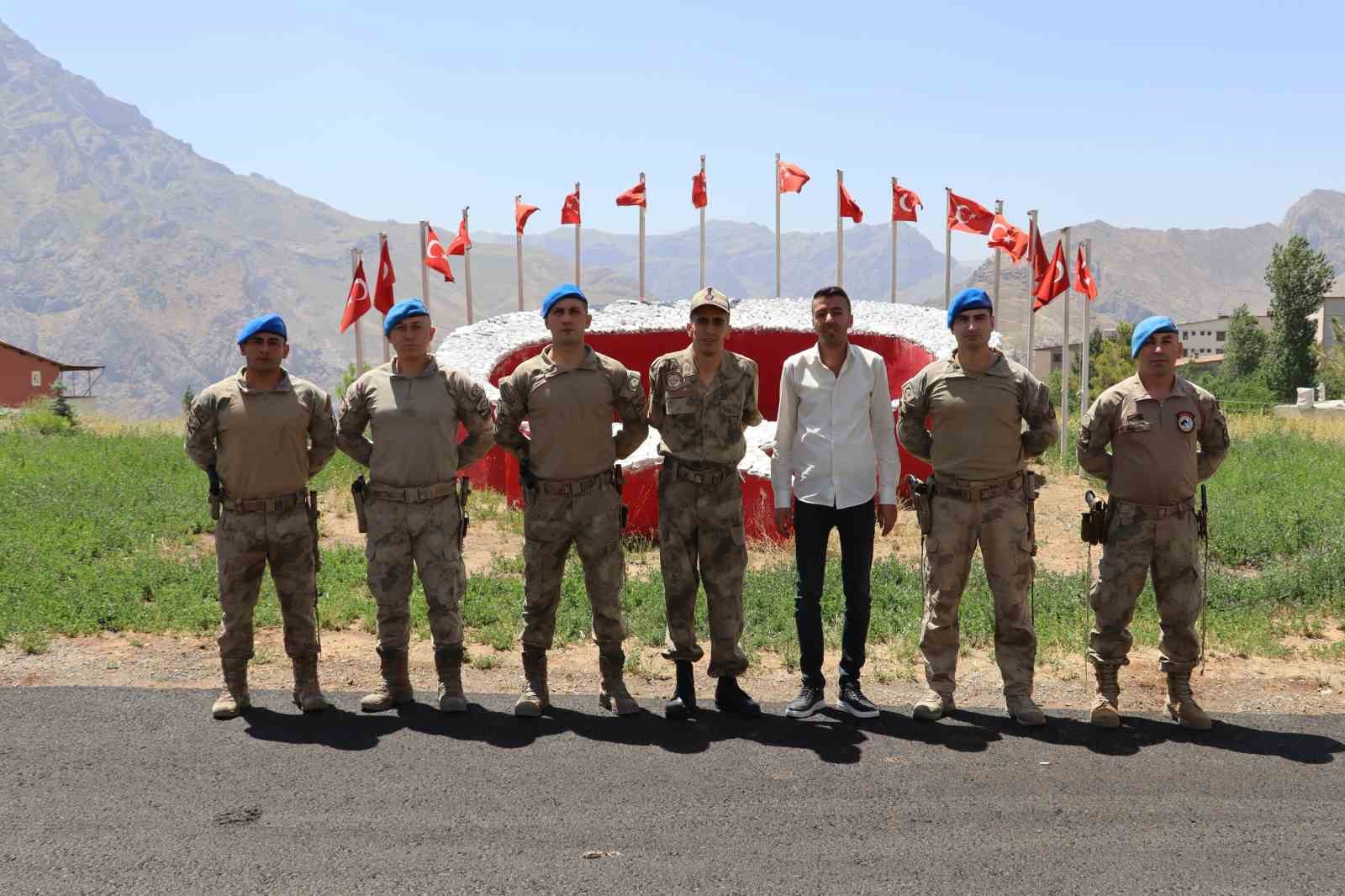 Yılmaz&rsquo;ın jandarma hayali ger&ccedil;ek oldu
