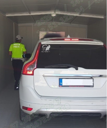 Niğde&rsquo;de &rsquo;Yaşam T&uuml;neli&rsquo;nde 194 vatandaşa trafik bilgilendirmesi
